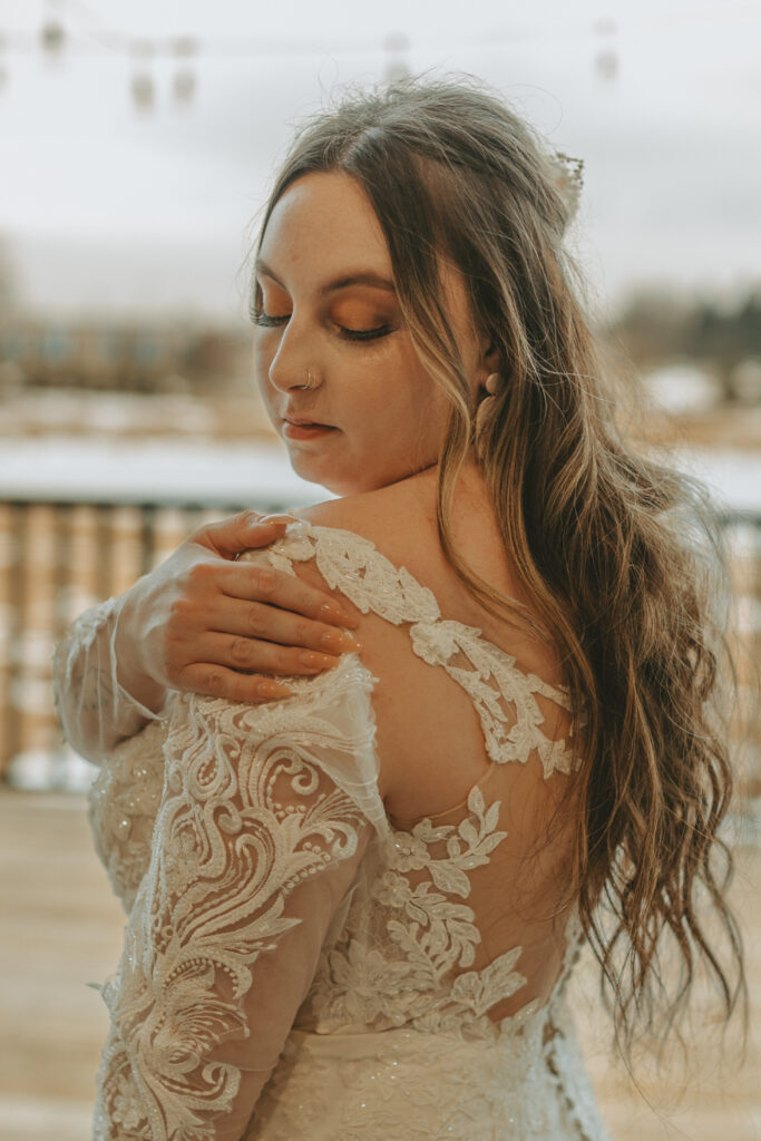 Jessica Frigge Photography is a Wisconsin Micro Wedding Photographer