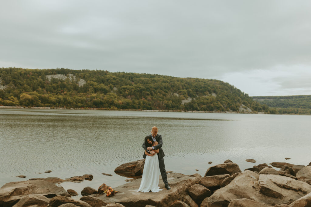 Devils Lake Elopement- jessicafriggephotography