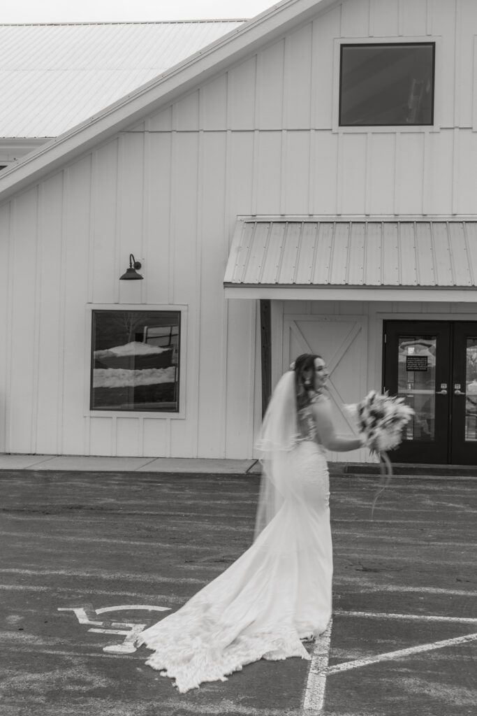 Jessica Frigge Photography is a Wisconsin Micro Wedding Photographer