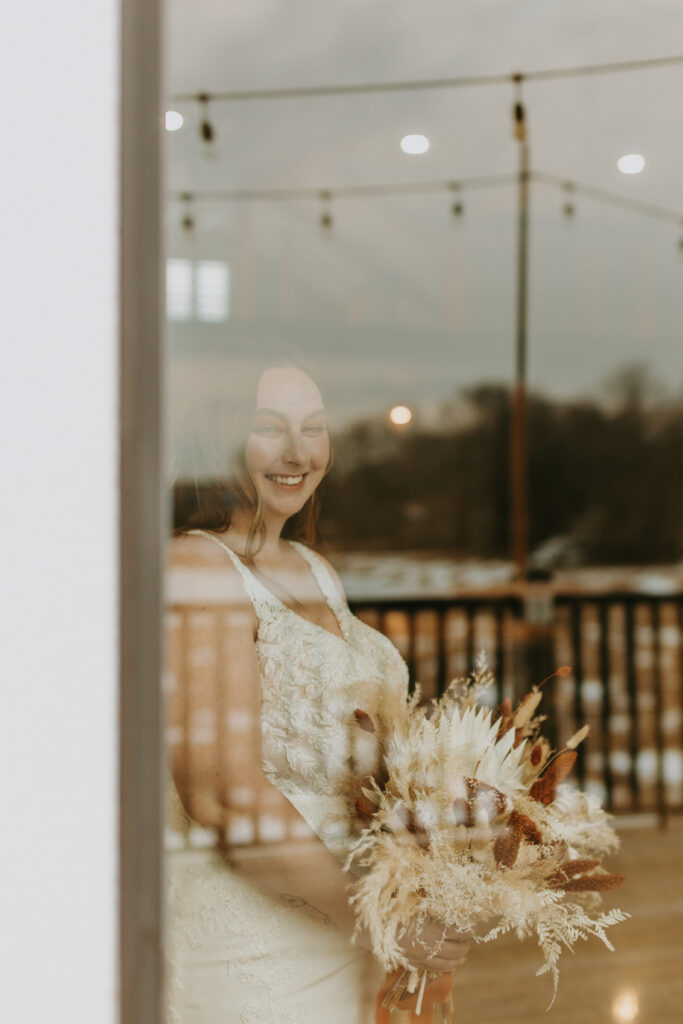 Jessica Frigge Photography is a Wisconsin Micro Wedding Photographer