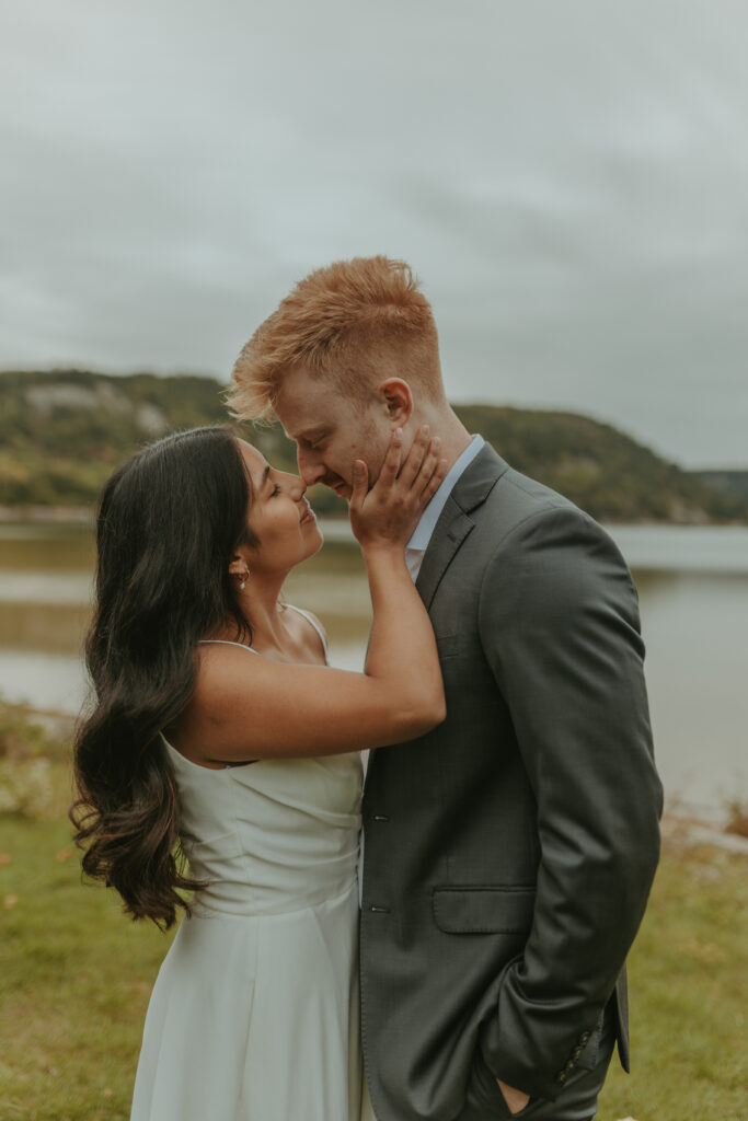 Devils Lake Elopement - Jessica Frigge Photography