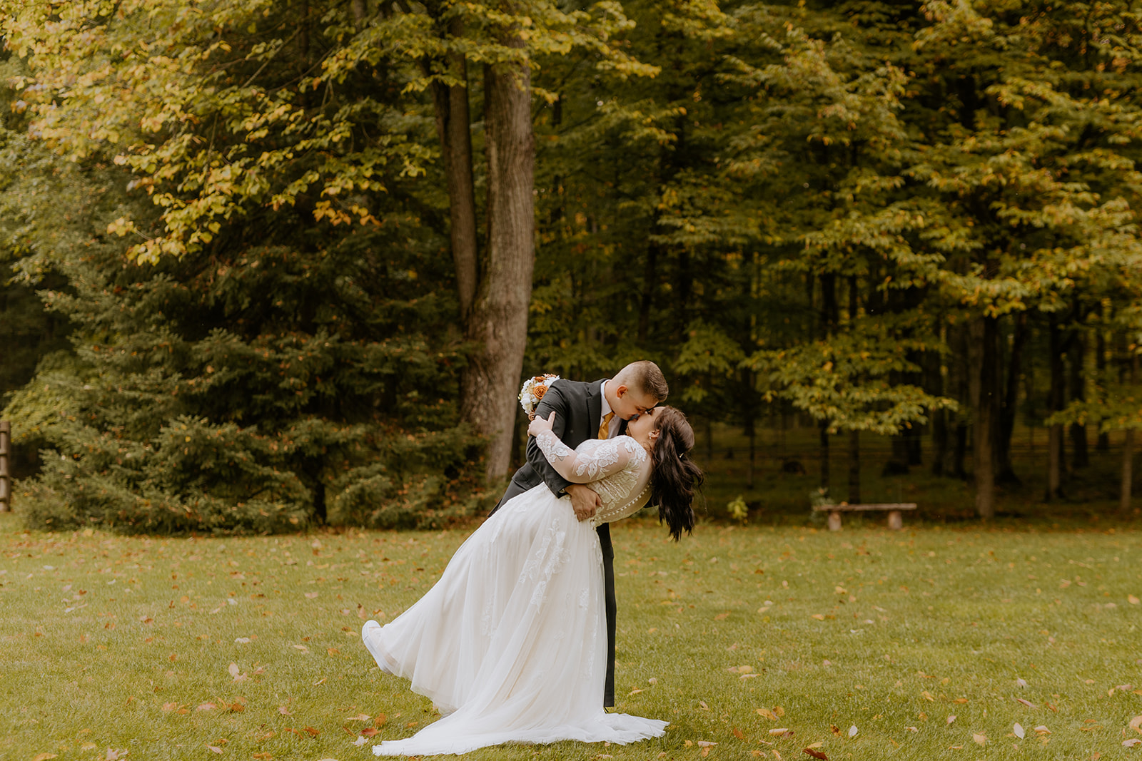 Jessica Frigge Photography is a Michigan Wedding Photographer