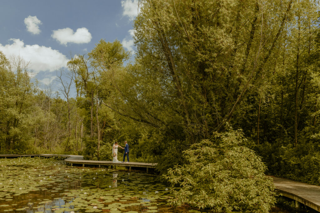 Jessica Frigge Photography is a Wisconsin wedding Photographer