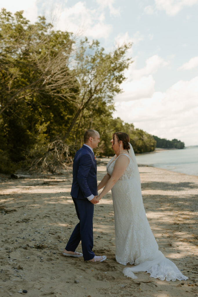 Jessica Frigge Photography is a Wisconsin wedding Photographer