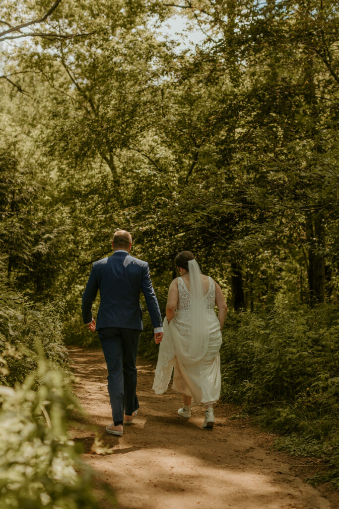 Jessica Frigge Photography is a Wisconsin wedding Photographer