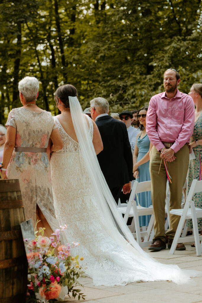 Jessica Frigge Photography is a Wisconsin wedding Photographer