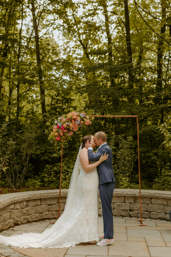 Jessica Frigge Photography is a Wisconsin wedding Photographer