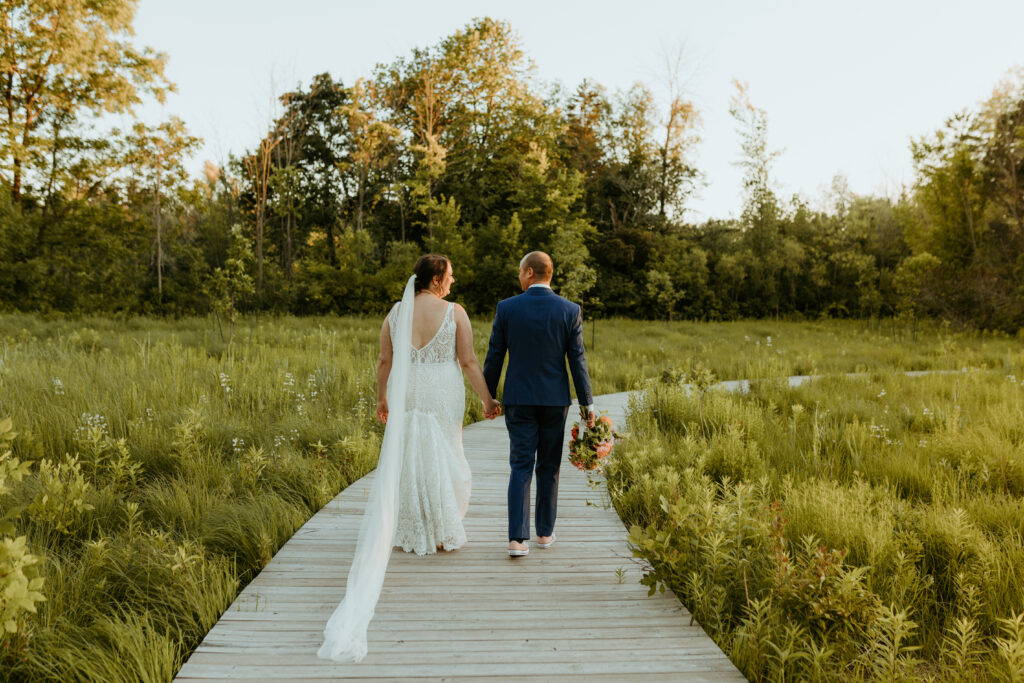 Jessica Frigge Photography is a Wisconsin wedding Photographer