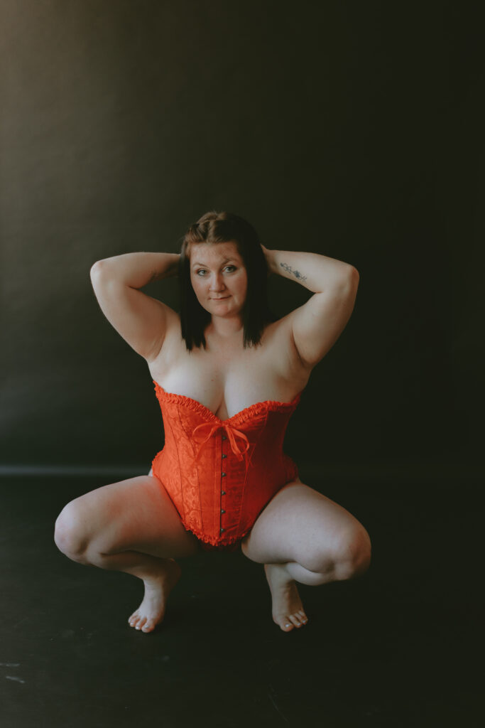 Jessica Frigge Photography is a Milwaukee Wisconsin based boudoir photographer offering a Milwaukee Valentines Day Boudoir Marathon