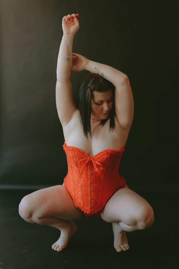 Jessica Frigge Photography is a Milwaukee Wisconsin based boudoir photographer offering a Milwaukee Valentines Day Boudoir Marathon