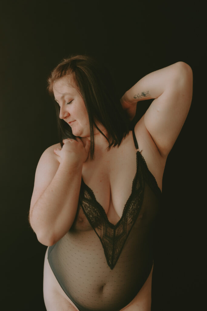 essica Frigge Photography is a Milwaukee Wisconsin based boudoir photographer offering a Milwaukee Valentines Day Boudoir Marathon 