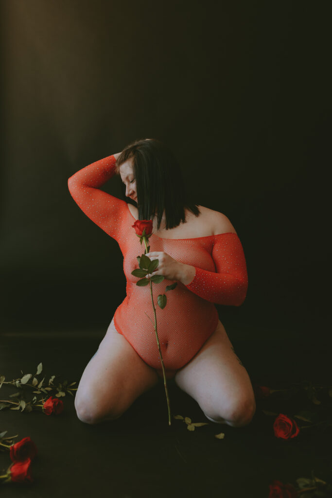 Jessica Frigge Photography is a Milwaukee Wisconsin based boudoir photographer offering a Milwaukee Valentines Day Boudoir Marathon