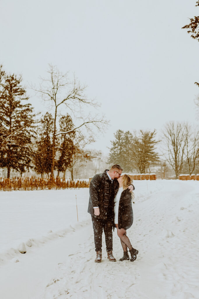 Jessica Frigge Photography is a Wisconsin Elopement Photographer