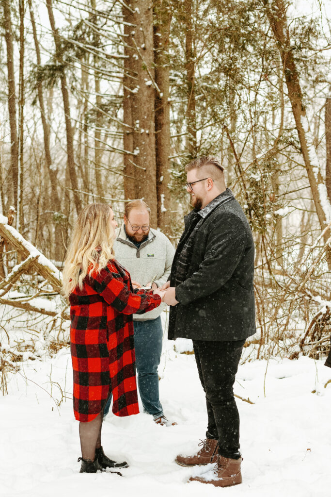 Jessica Frigge Photography is a Wisconsin Elopement Photographer