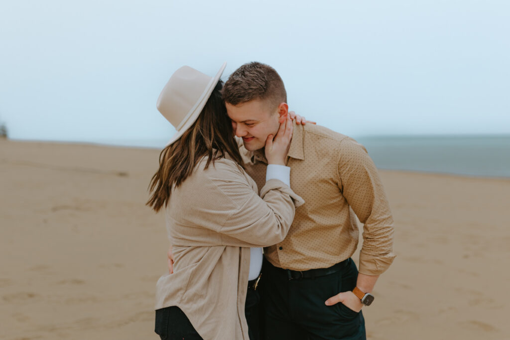 Jessica Frigge Photography is a Wisconsin Couples and engagement photographer