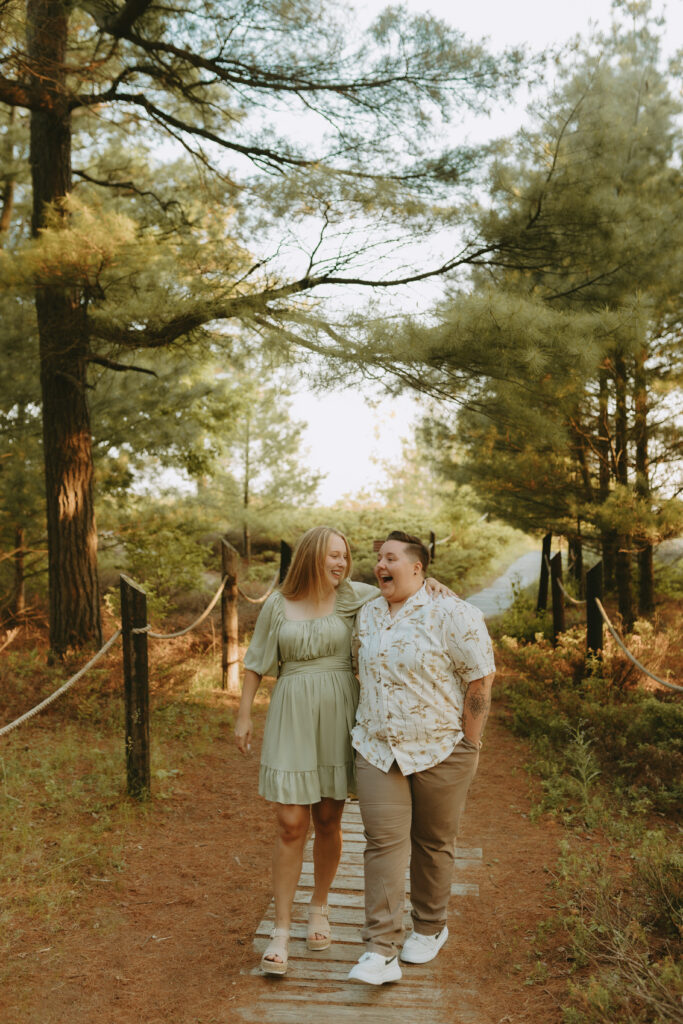 Jessica Frigge Photography is a Wisconsin Couples and engagement photographer