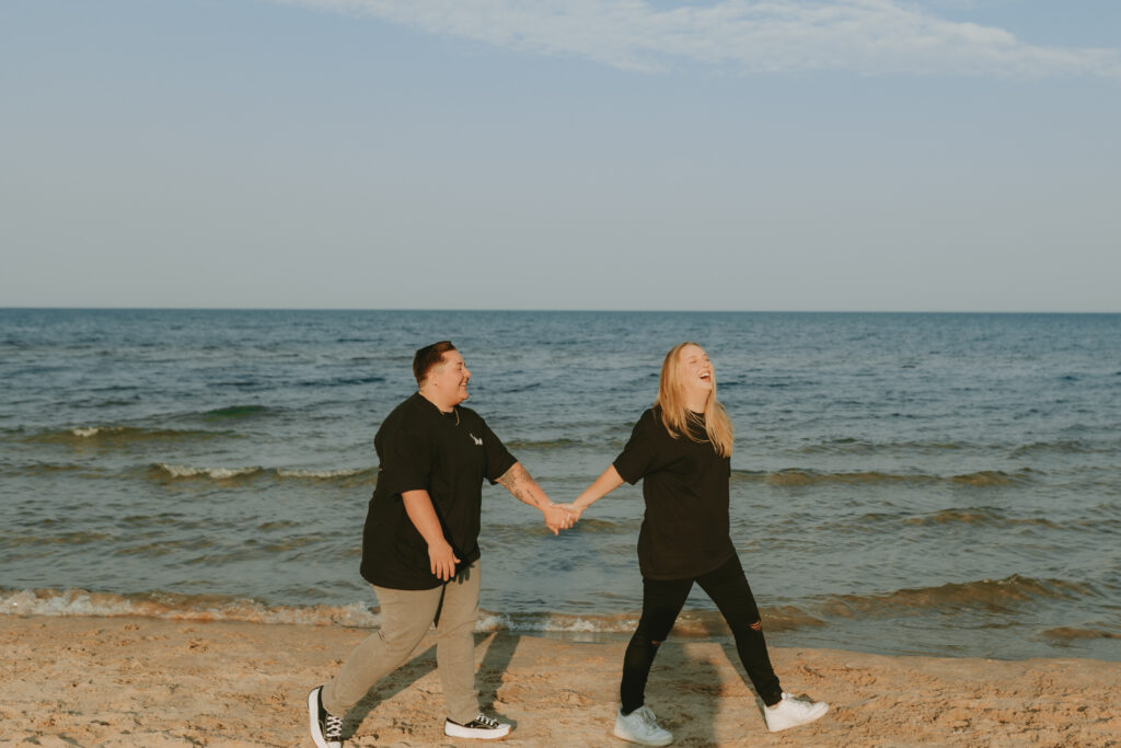 Jessica Frigge Photography is a Wisconsin Couples and engagement photographer