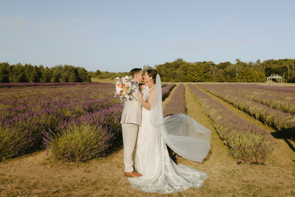 Jessica Frigge Photography is a Wisconsin Elopement Photographer