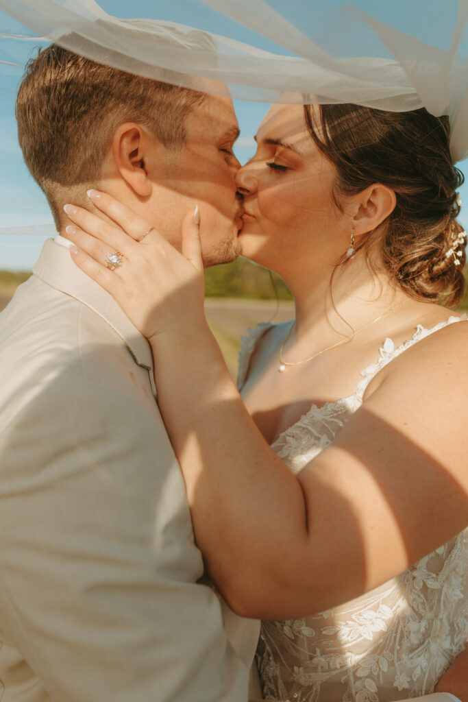 Jessica Frigge Photography is a Wisconsin Elopement Photographer