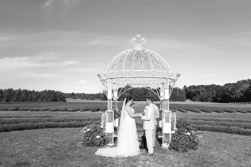 Jessica Frigge Photography is a Wisconsin Elopement Photographer