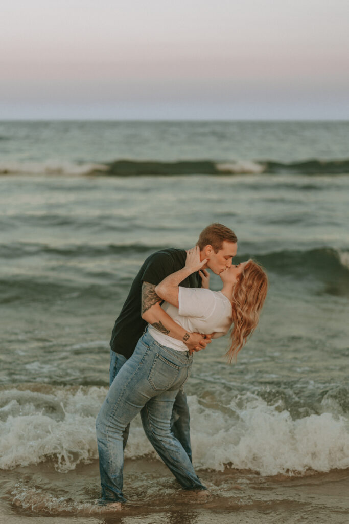 Jessica Frigge Photography is a Milwaukee engagement photographer