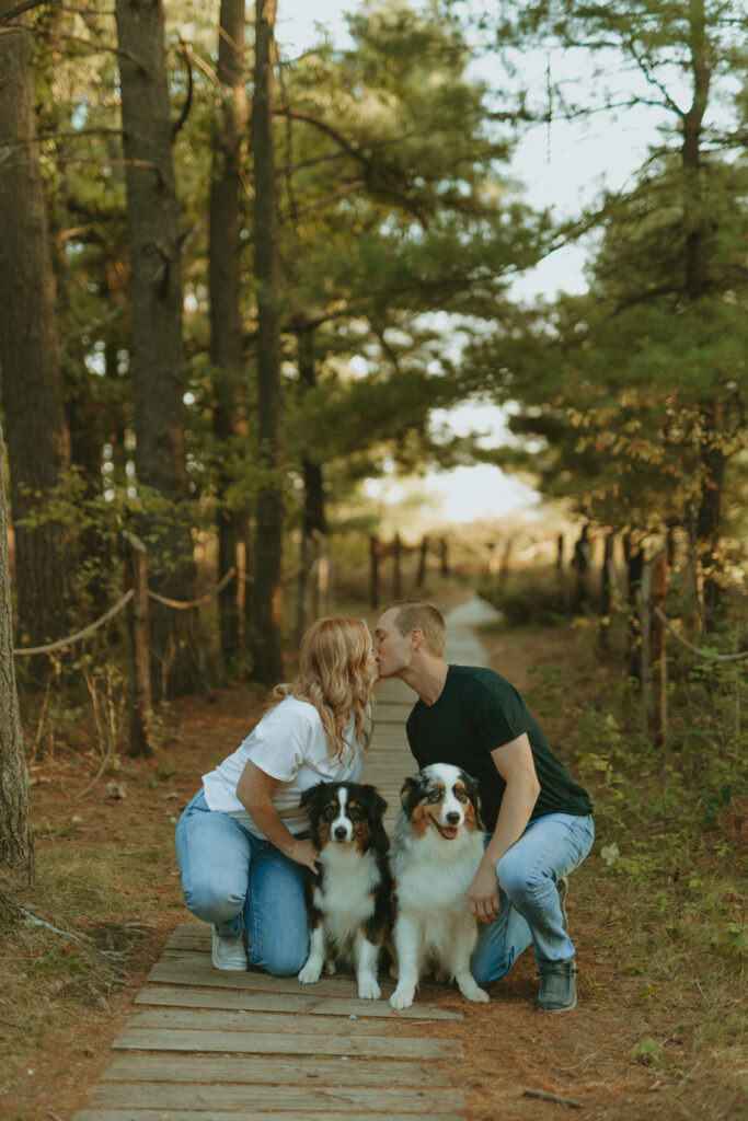 Jessica Frigge Photography is a Wisconsin Couples and engagement photographer