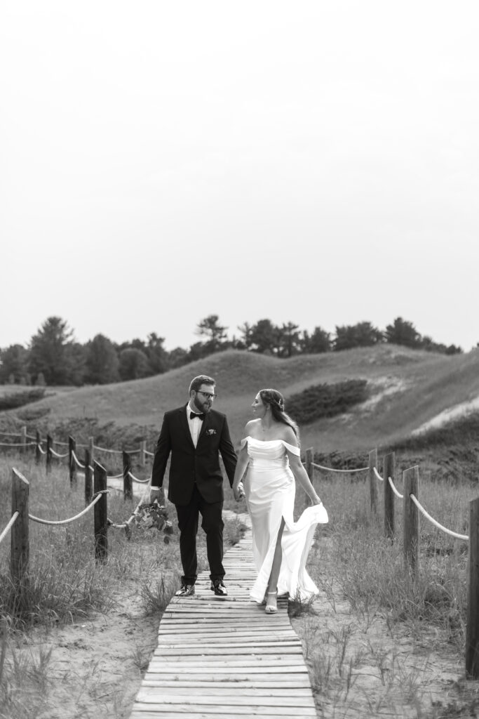 Jessica Frigge Photography is a Wisconsin Elopement Photographer