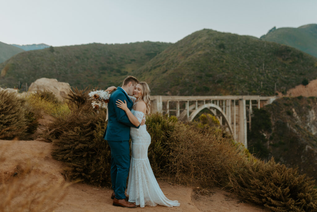 couple eloping