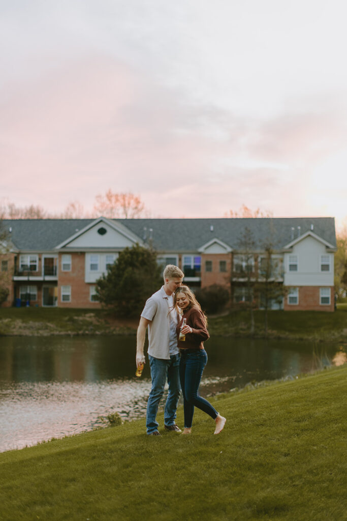 Jessica Frigge Photography is a photographer in milwaukee