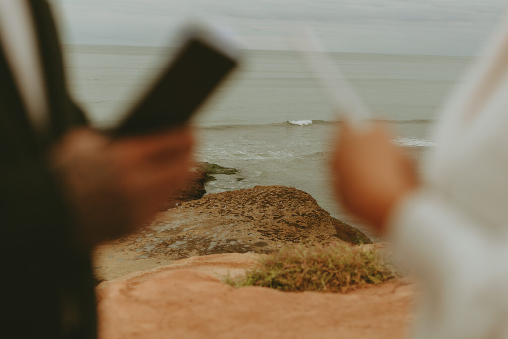 vows at sunset cliffs in california jessica frigge photography