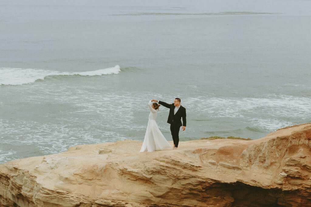 sunset cliffs elopement