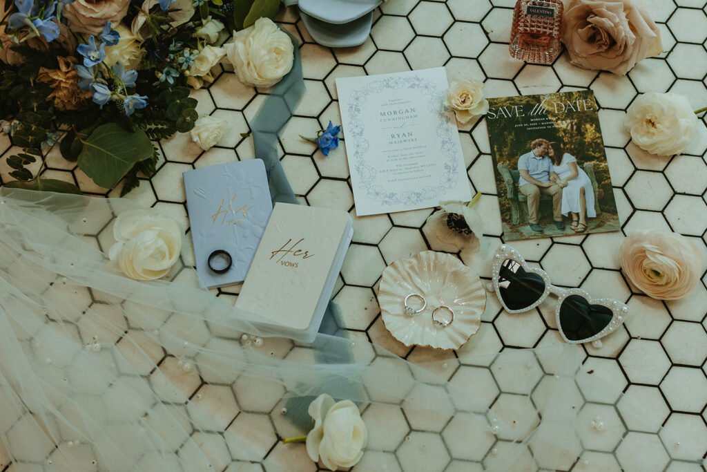 micro wedding at the tinsmith