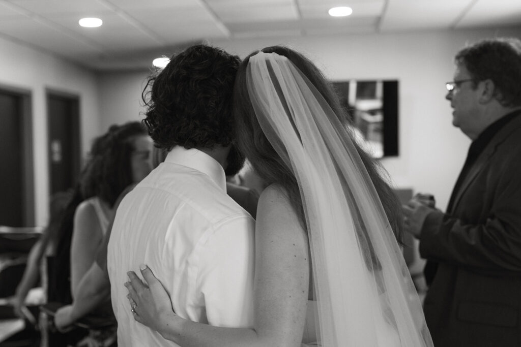how to elope in wisconsin-jessicafriggephotography