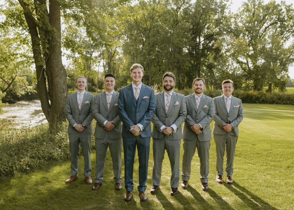 groomsmen photo