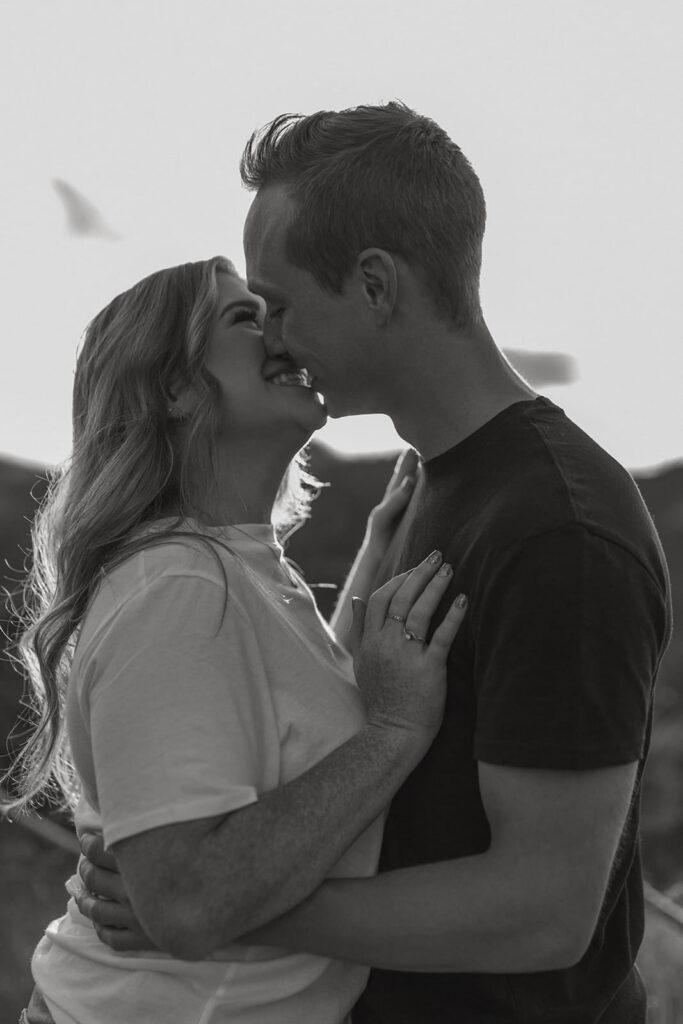 black and white shot of couple at kohler andrae