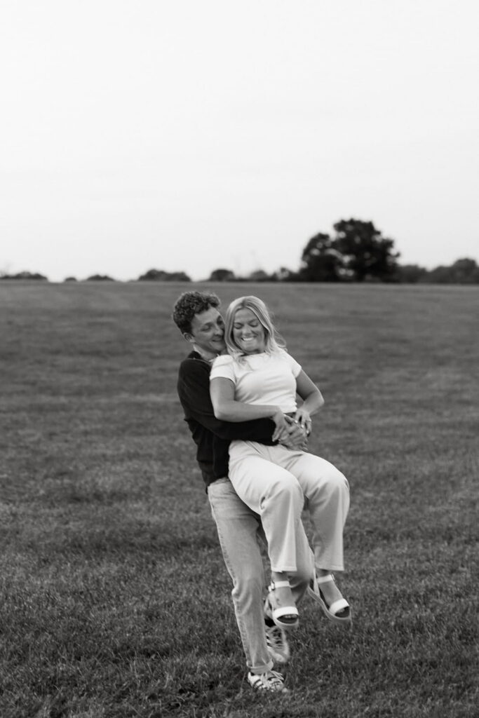 black and white pick up and spinning around